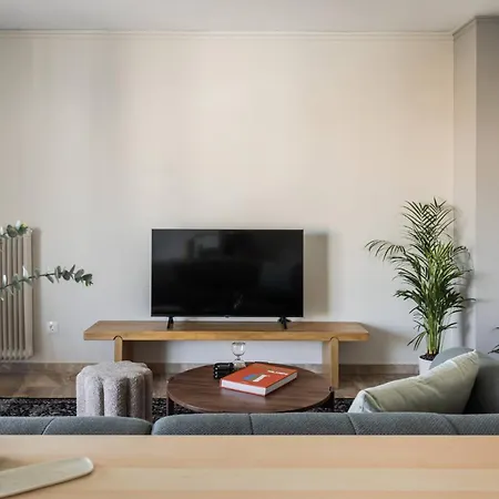 Exclusive 2br In Alimos By Upstreet